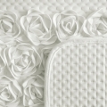 Narzuta dekoracyjna 220x240 Ceramika Roses Kremowa welwetowa geometryczne pikowanie 