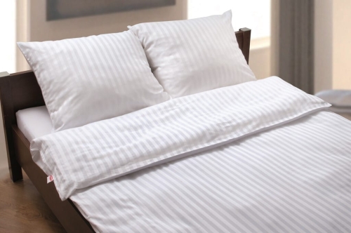 Pościel Z Adamaszku 160x200 Biała Pasy Co 2cm